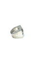 FLEUR LTTRBLOCK RING