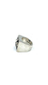 FLEUR LTTRBLOCK RING
