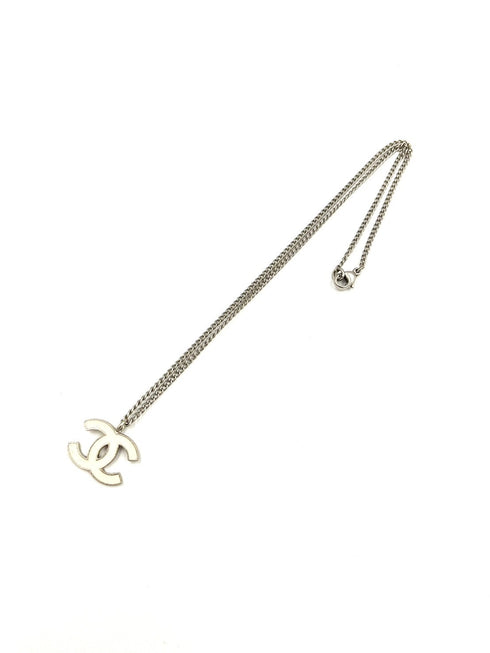 ココマークホワイトロゴネックレス