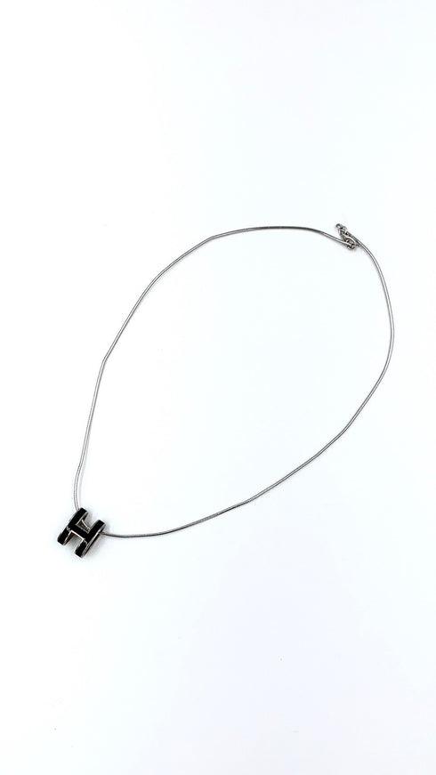 ポップアッシュHネックレス