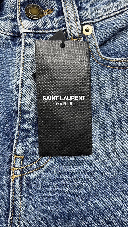 ダメージデニムパンツ