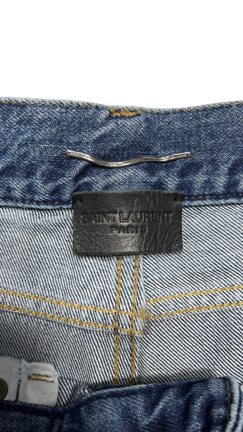 ダメージデニムパンツ