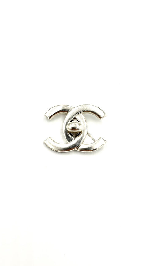 ココマークターンロックブローチ