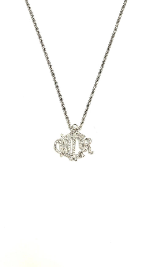 ロゴラインストーンネックレス