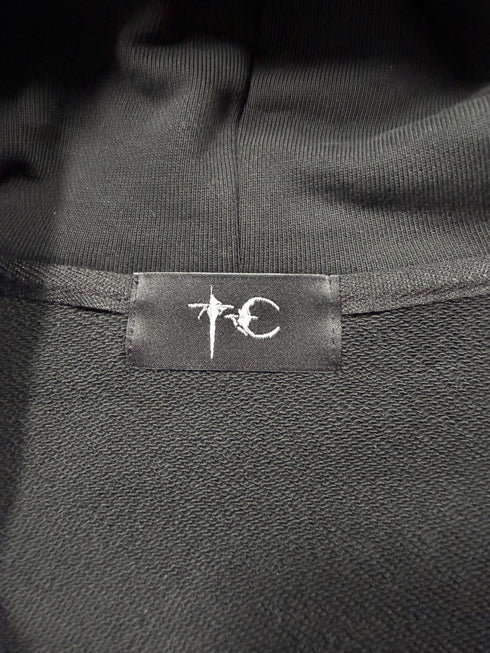 TC STUDDED LINE CROPPED ZIP-UP HOODIE